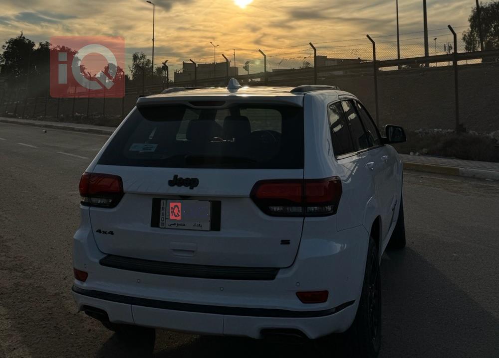 جيب جراند شيروكي